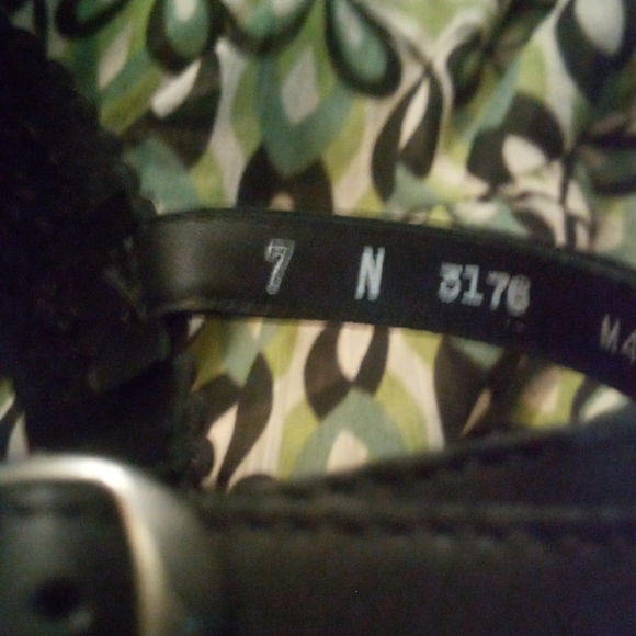 Sandals - Picture 5 of 7